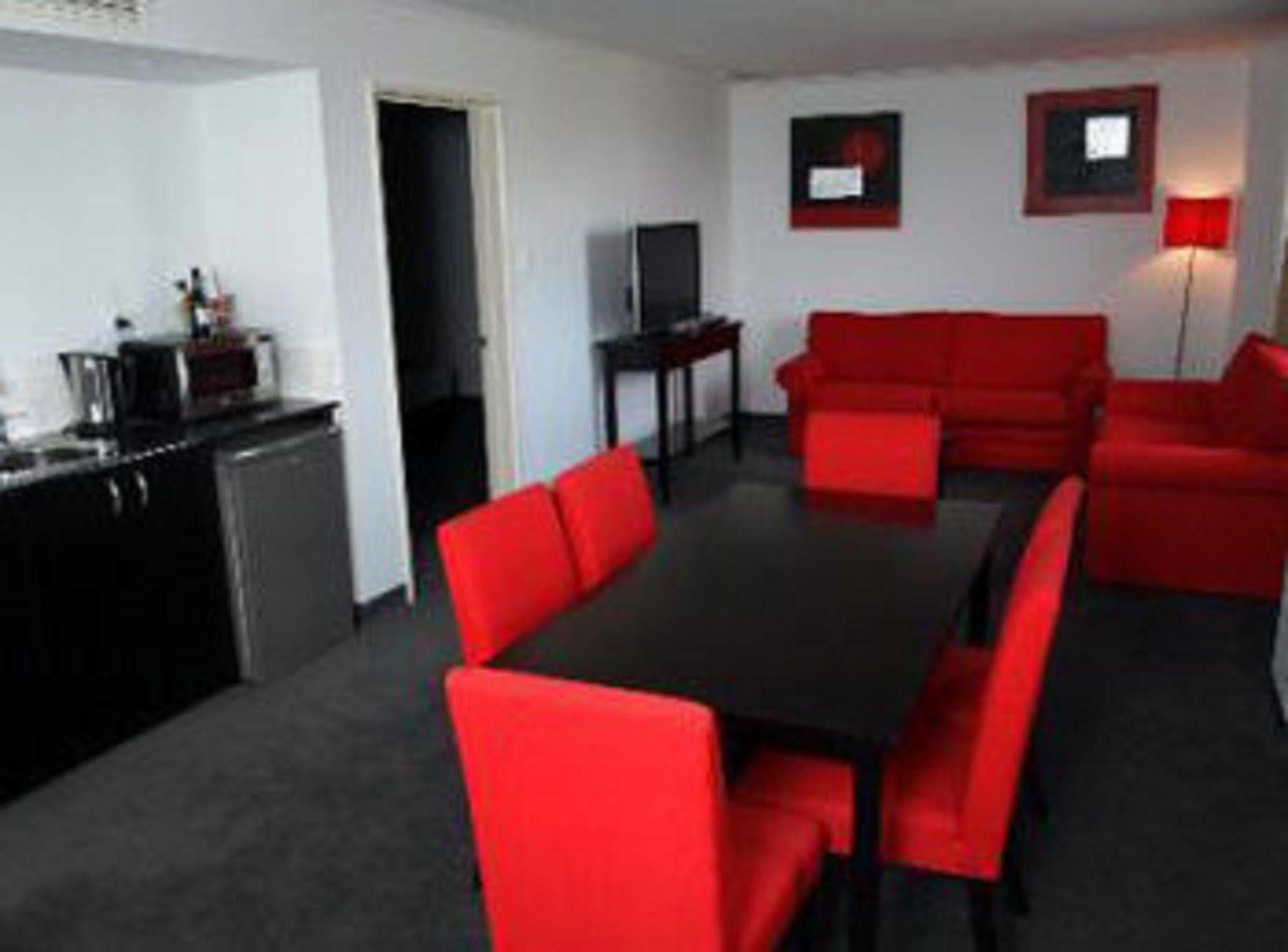 Leichhardt Hotel Rockhampton Bagian luar foto