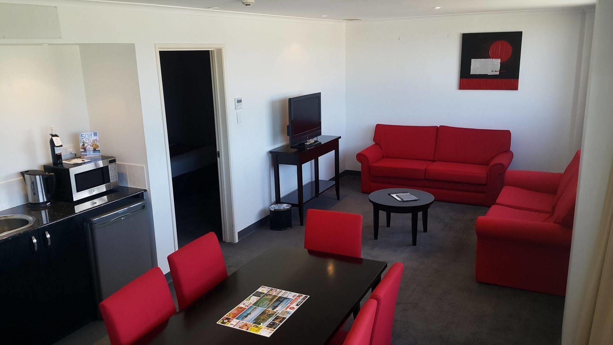 Leichhardt Hotel Rockhampton Bagian luar foto