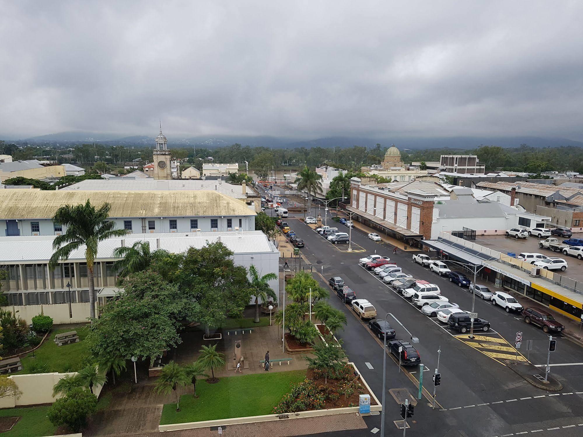 Leichhardt Hotel Rockhampton Bagian luar foto
