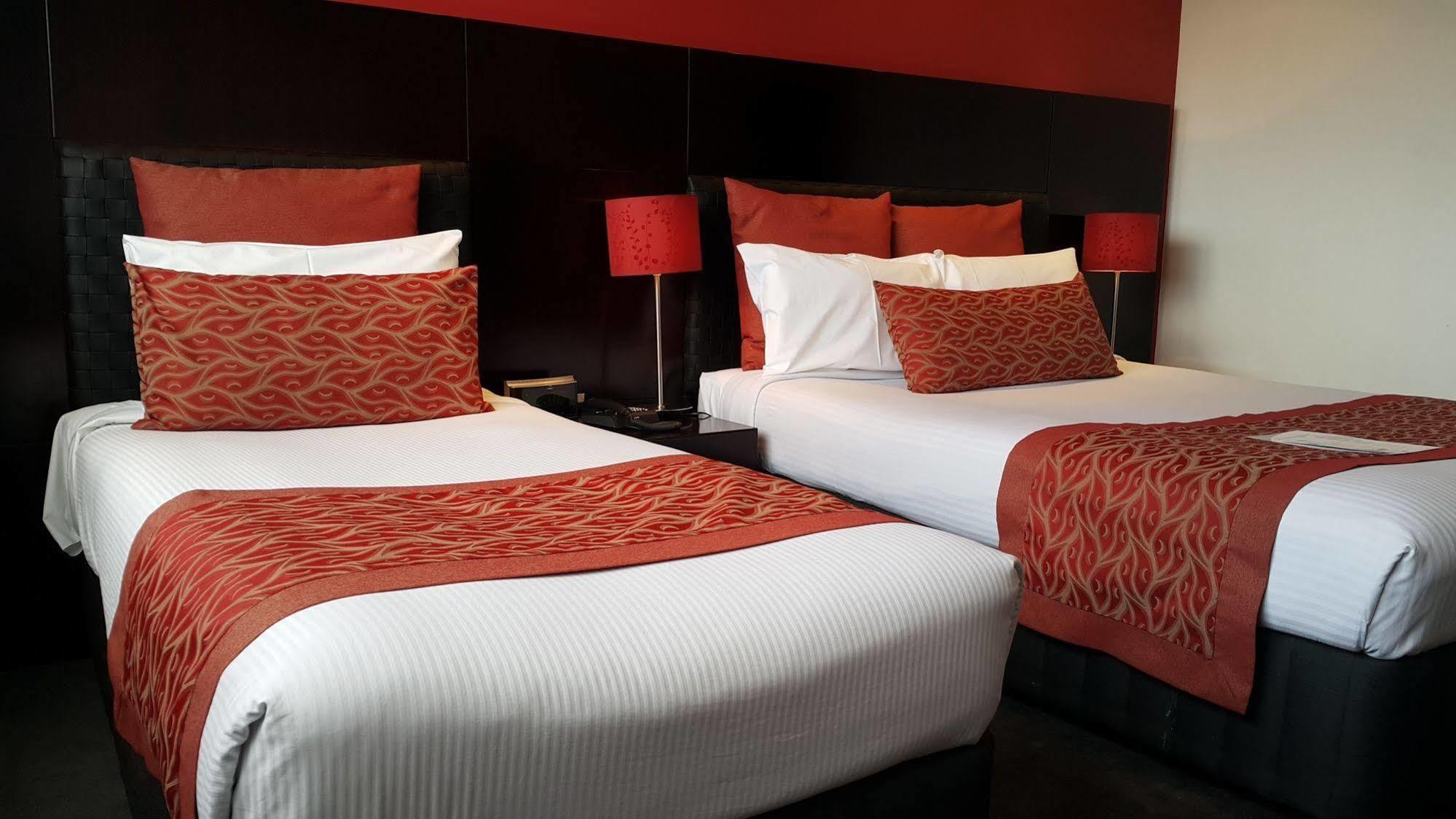 Leichhardt Hotel Rockhampton Bagian luar foto